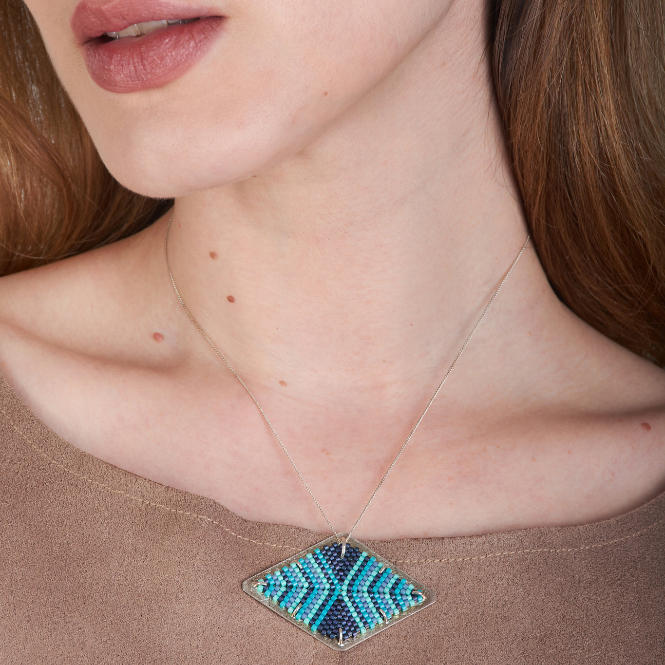 Collar Colgante Rombo