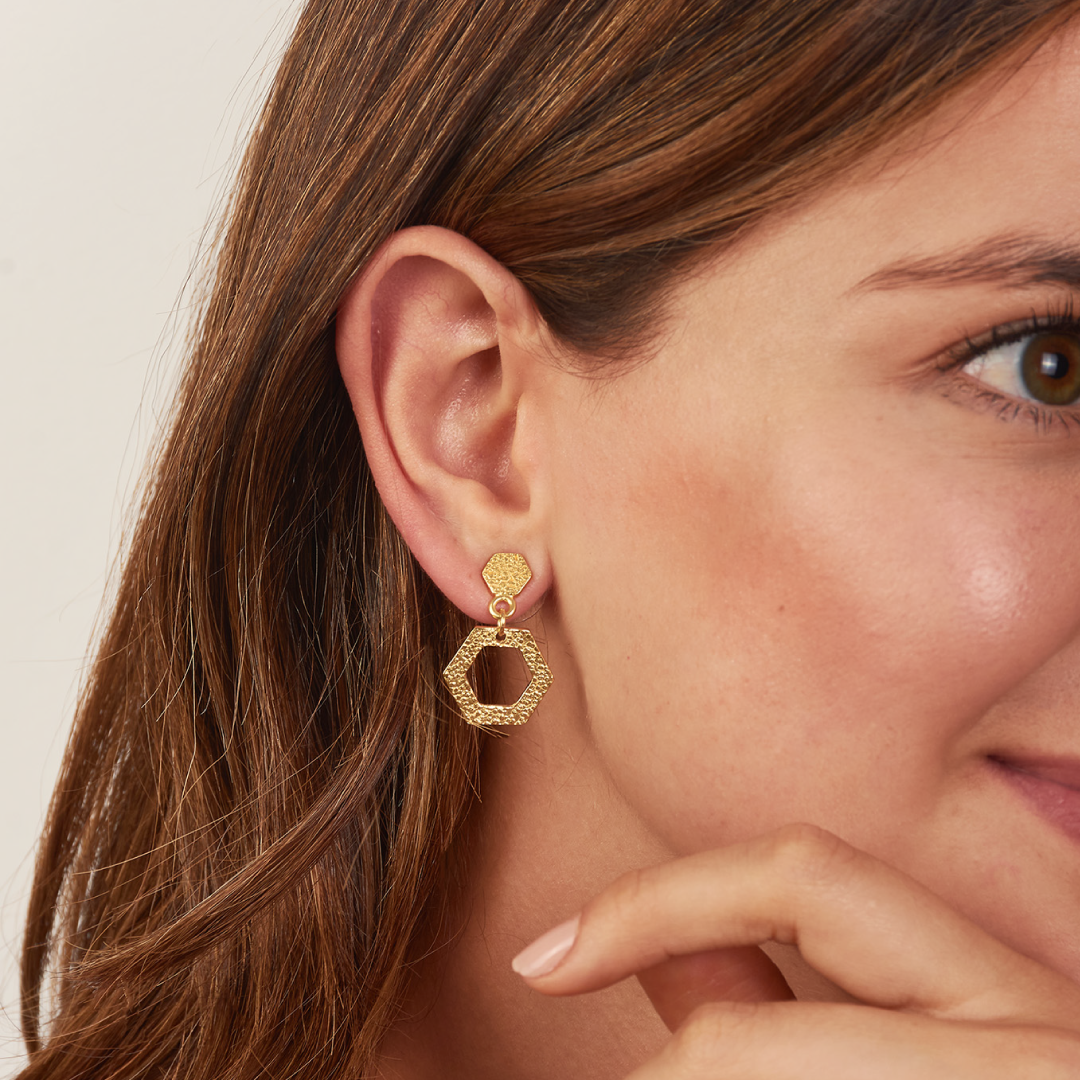 Aretes Panal Vuelo de Vida Dorado