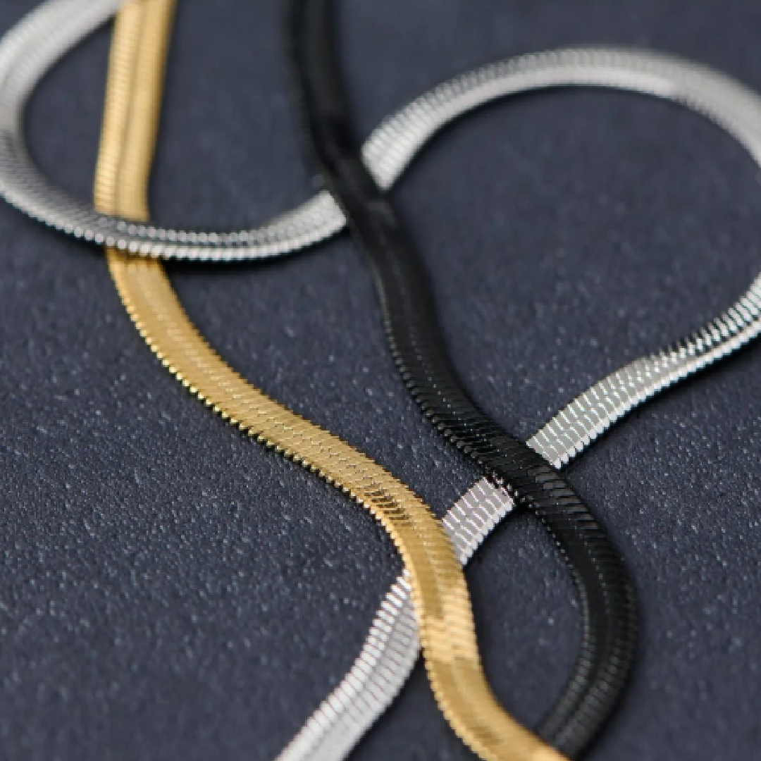 Collar Ophidia Negro