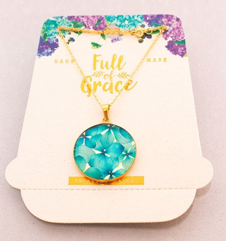 COLLAR DIJE EN CAJA GRANDE RESINA BAÑO ORO DORADO, CADENA O GUAYA
