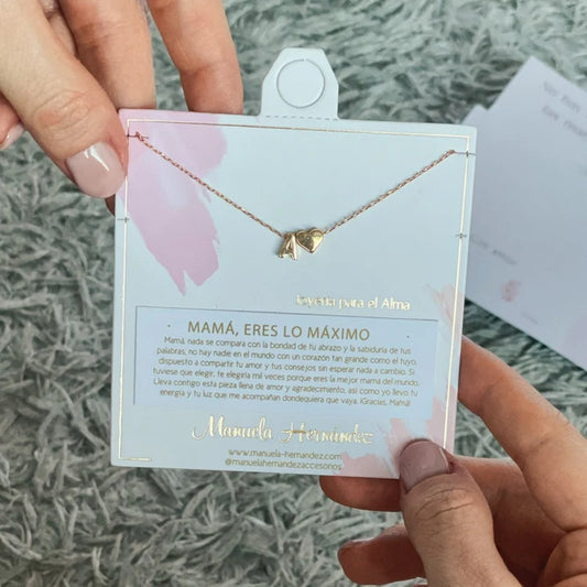 collar de iniciales con dije corazón