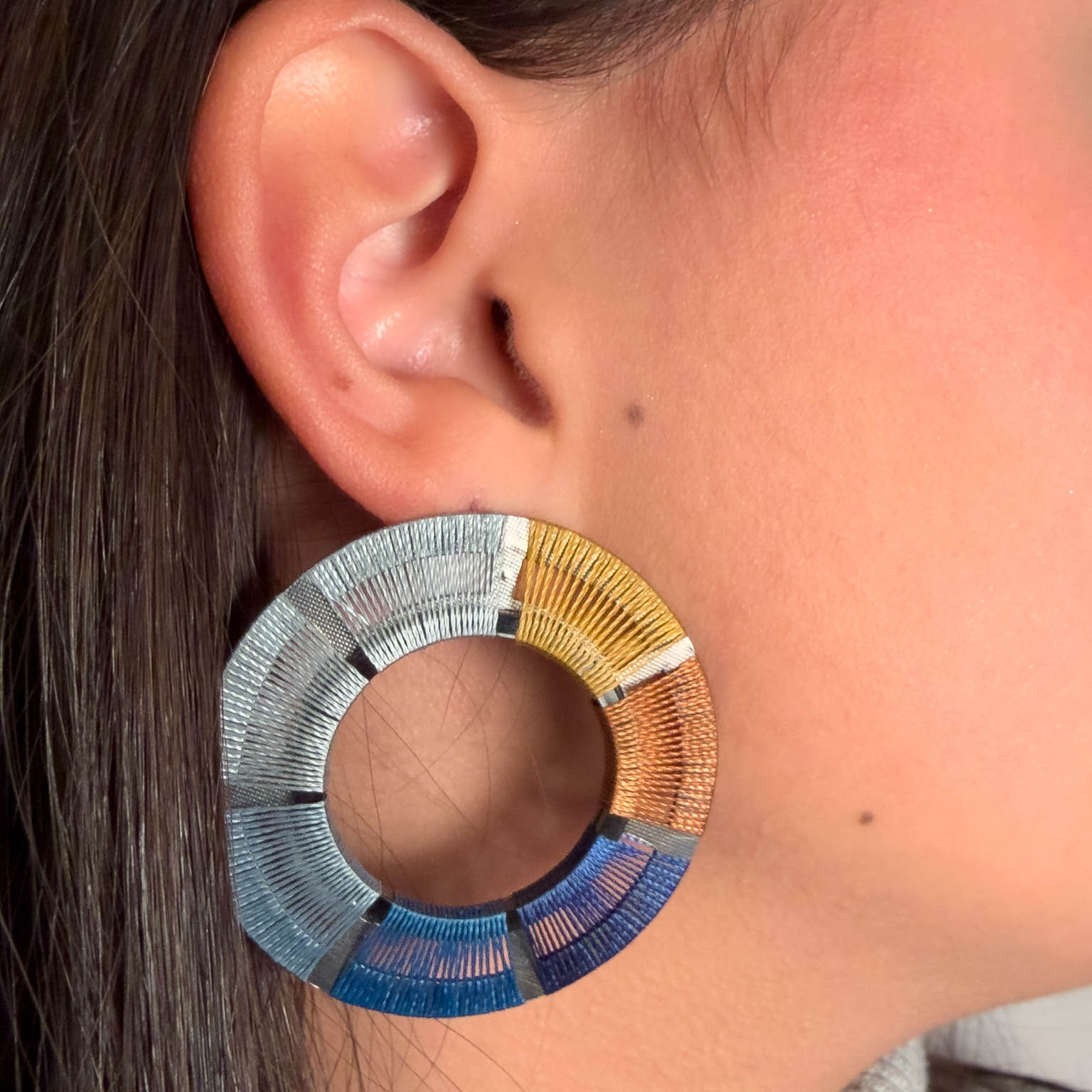 Aretes Grandes Circulo 7 Bloques de Hilo