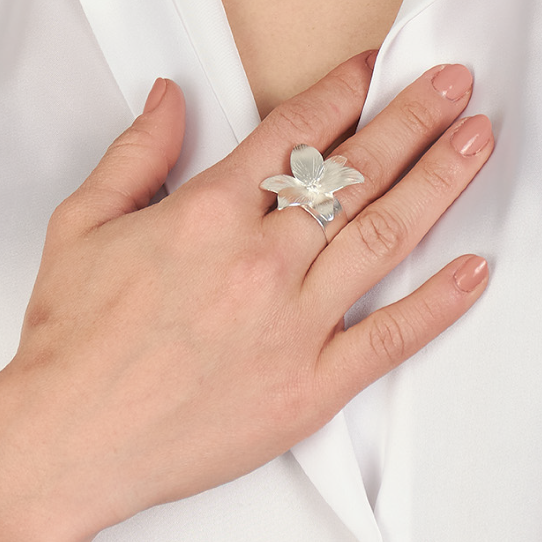 Anillo Lirio Vuelo de Vida Plata