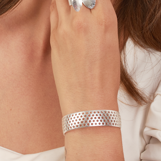 Brazalete Panal Vuelo de Vida Plata