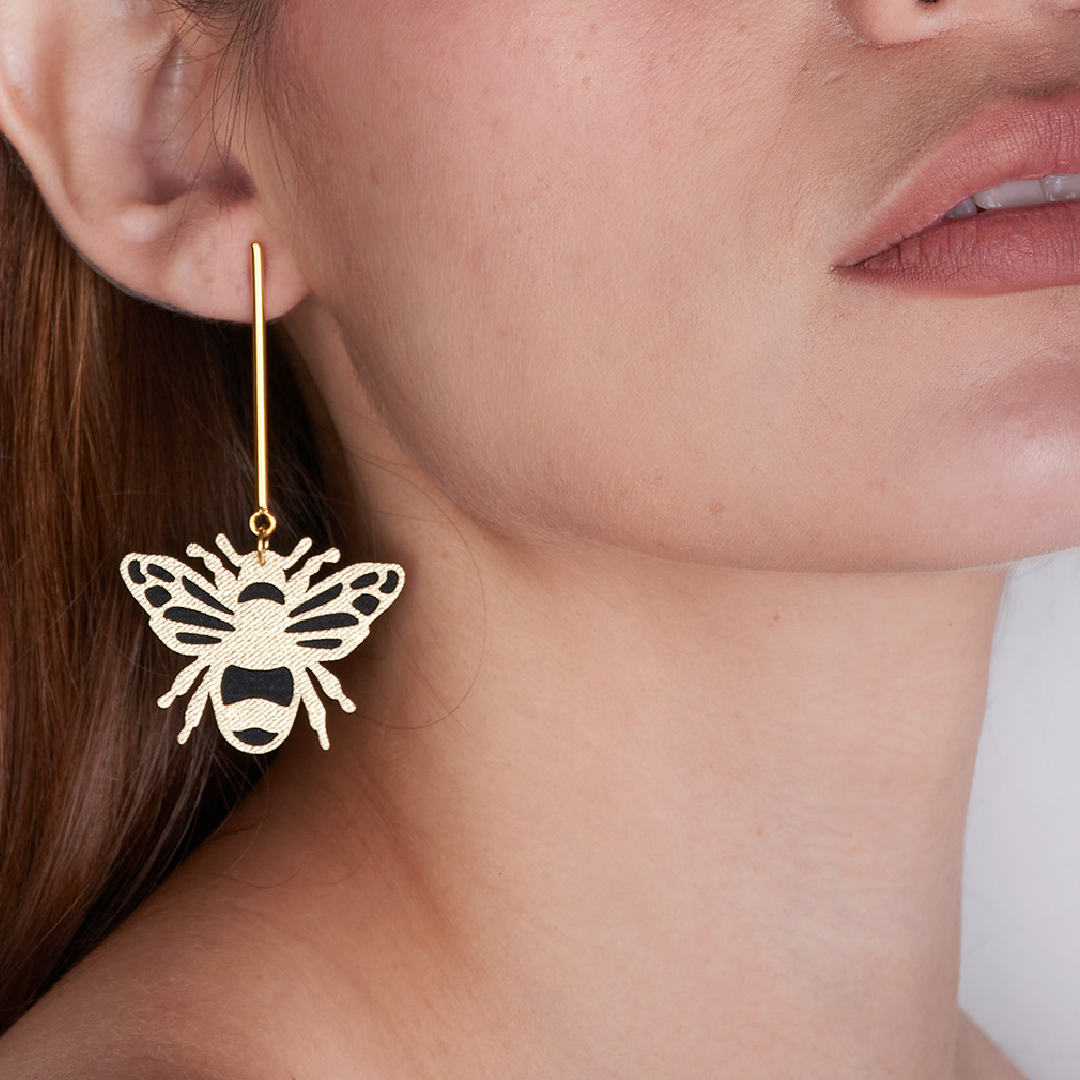 Aretes Abeja Colgante Mini