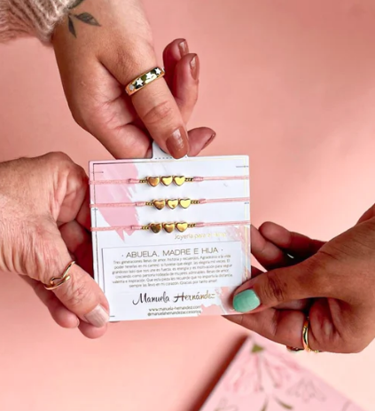 Pulsera Abuela, Madre e Hija de Manuela Hernandez