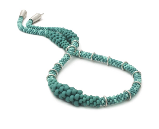 Collar Degrade Corto de Claudia Fajardo