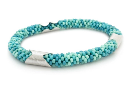 Pulsera Tejida Lisa de Claudia Fajardo