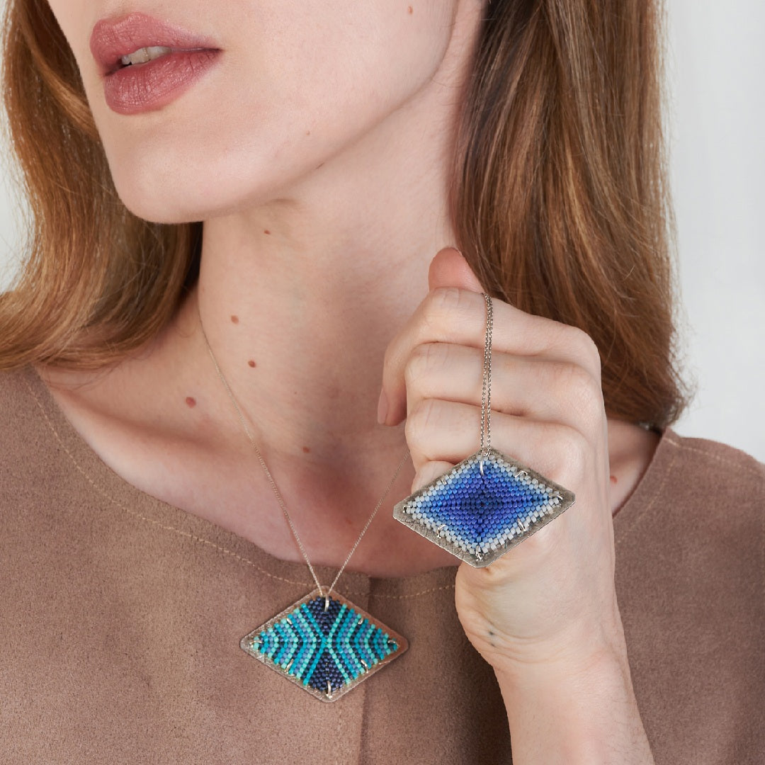 Collar Colgante Rombo