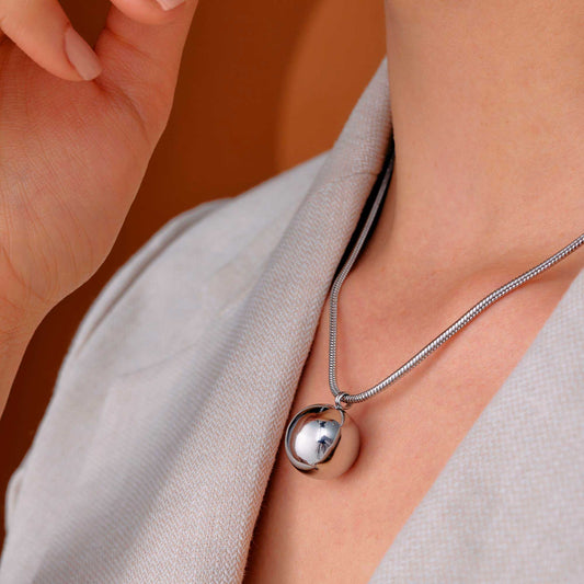 Collar Grand Plateado